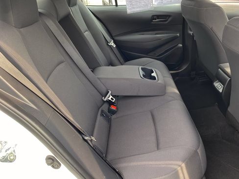 Used 2025 Toyota Corolla LE FWD image 33