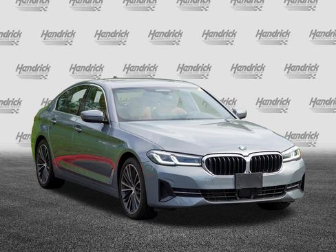 Used 2023 BMW 530i xDrive w/ Executive Package AWD/4WD image 2
