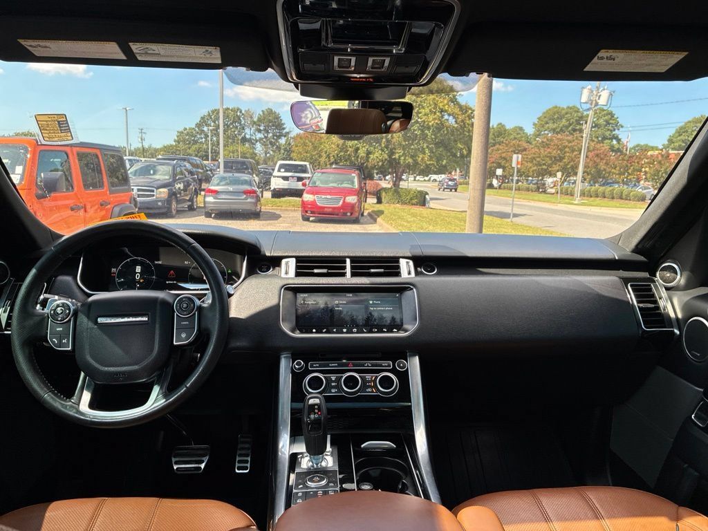 Used 2017 Land Rover Range Rover Sport Supercharged AWD/4WD image 15