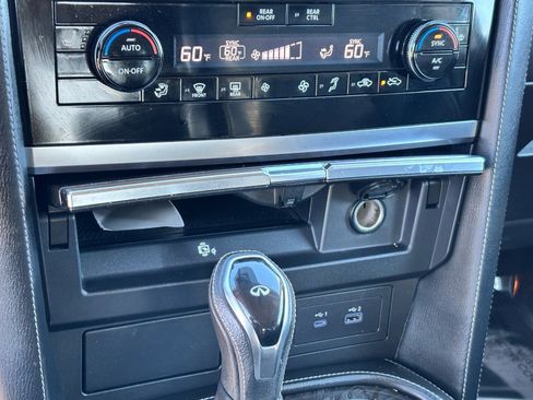 Used 2022 INFINITI QX80 Luxe image 26