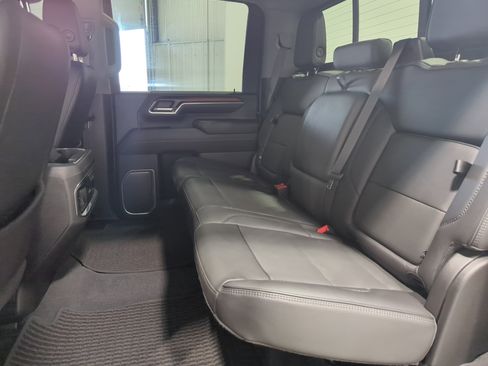 Used 2024 GMC Sierra 3500 Denali w/ Denali Reserve Package image 13