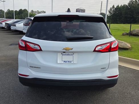 Used 2021 Chevrolet Equinox LS w/ LS Convenience Package AWD/4WD image 11
