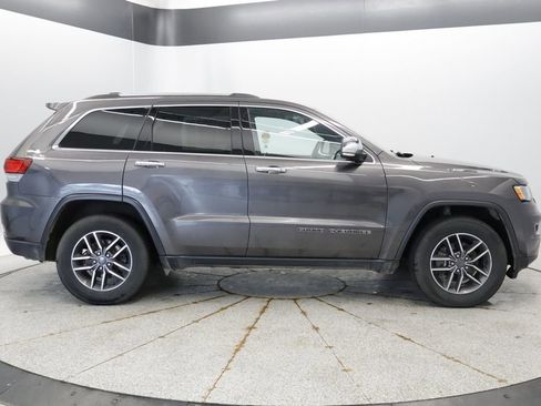 Used 2020 Jeep Grand Cherokee Limited w/ Trailer Tow Group IV AWD/4WD image 8