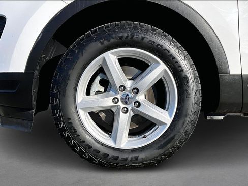 Used 2018 Ford Explorer Base image 8