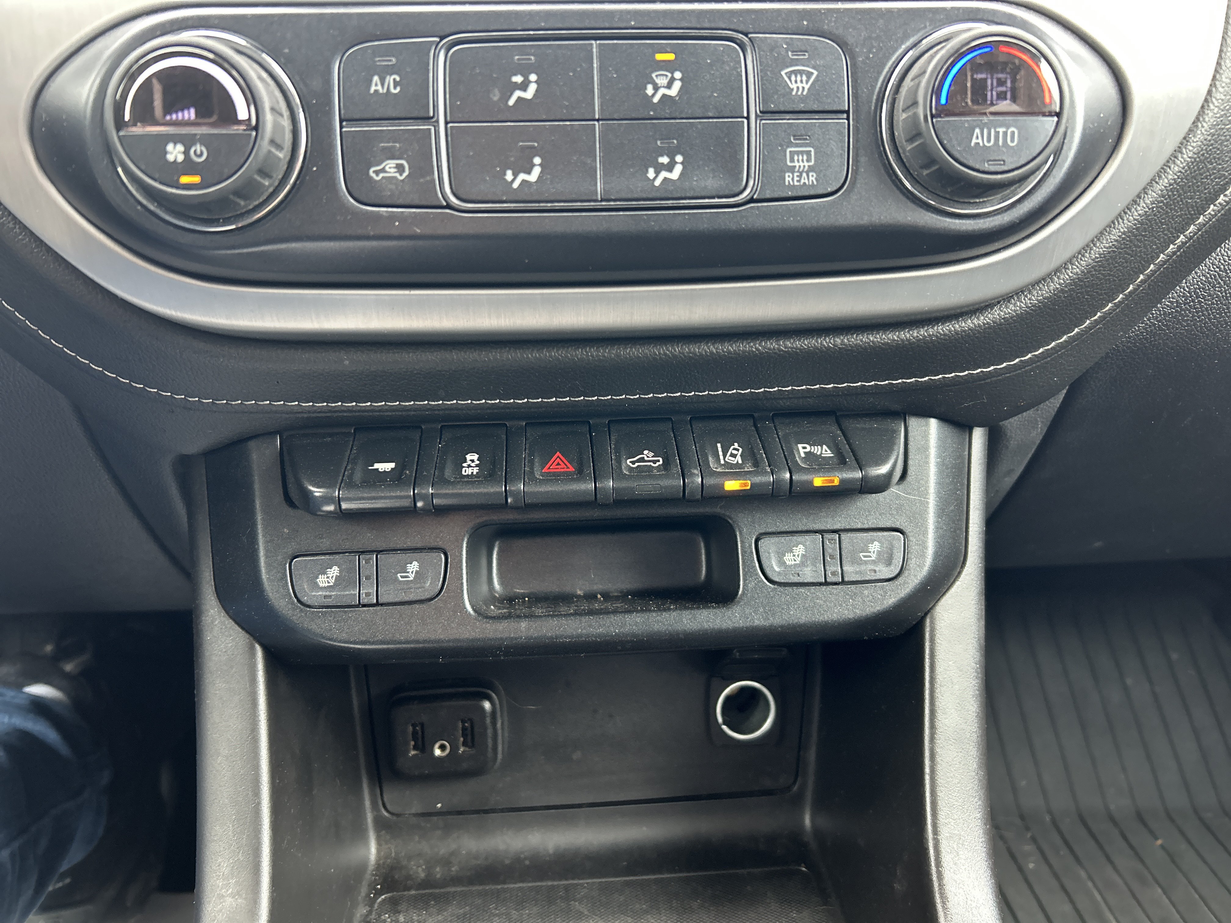 Used 2019 GMC Canyon SLE w/ Driver Alert Package AWD/4WD image 20