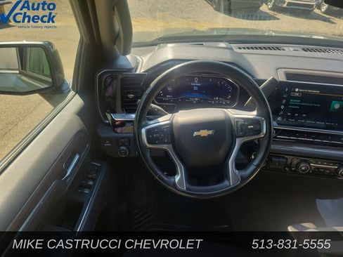 Used 2025 Chevrolet Silverado 1500 LT AWD/4WD image 11