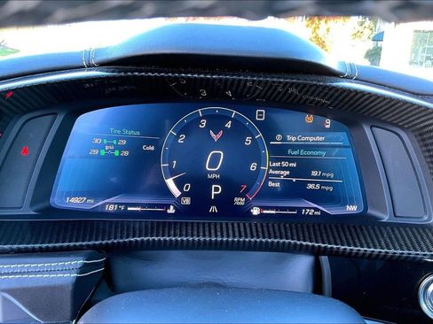 Used 2020 Chevrolet Corvette Stingray Premium Cpe w/ 3LT Preferred Equipment Group image 9