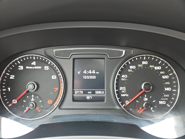 Used 2018 Audi Q3 2.0T Premium Plus AWD/4WD image 18