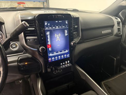 Used 2020 RAM 3500 Laramie w/ Night Edition AWD/4WD image 15