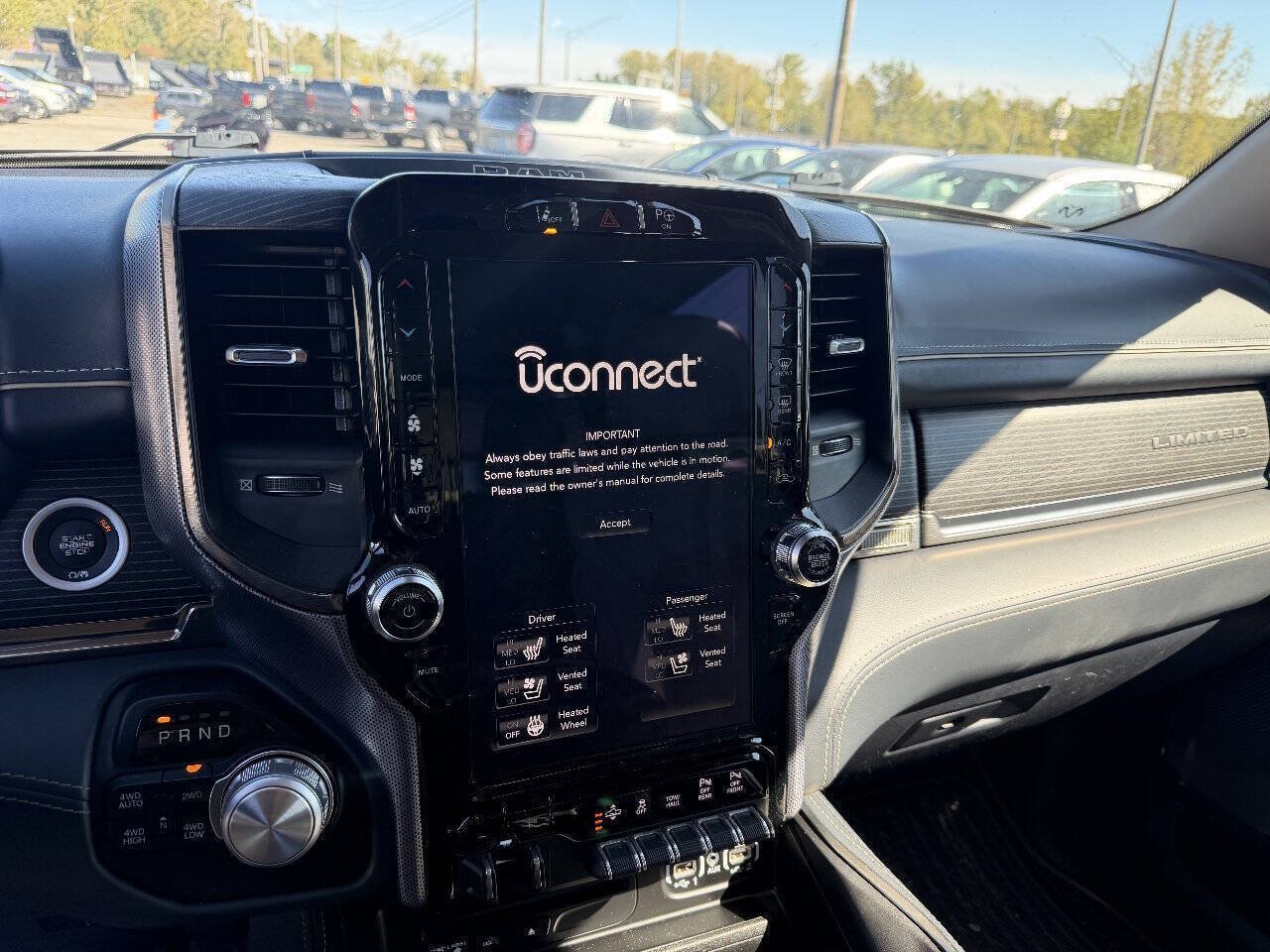 Used 2019 RAM 1500 Limited AWD/4WD image 17