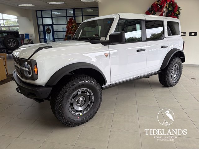 Used 2025 Ford Bronco Badlands w/ Sasquatch Package AWD/4WD image 4
