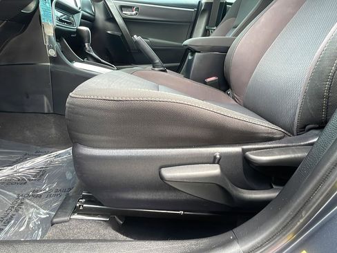 Used 2018 Toyota Corolla LE image 24