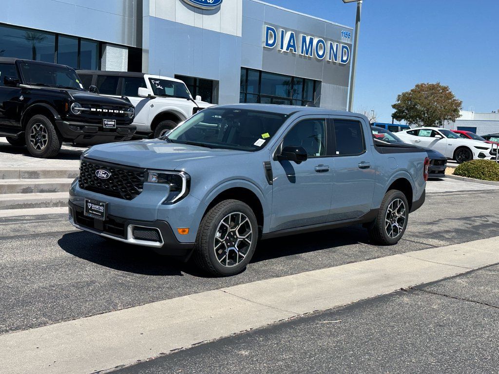 New 2026 Ford Maverick Lariat w/ 4K Tow Package AWD/4WD image 2