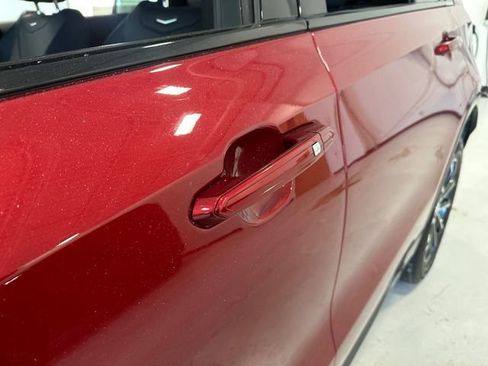 Certified 2024 Cadillac XT4 Sport image 6