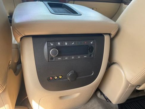 Used 2011 Chevrolet Tahoe LT AWD/4WD image 24