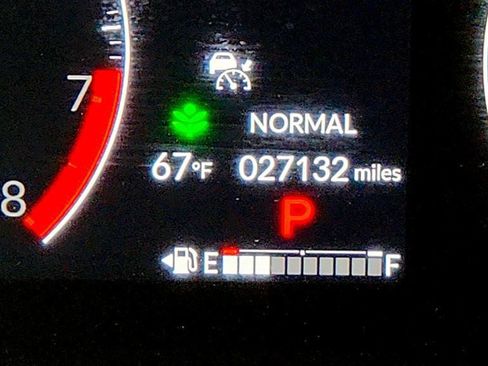 Used 2025 Honda Odyssey Sport-L image 16