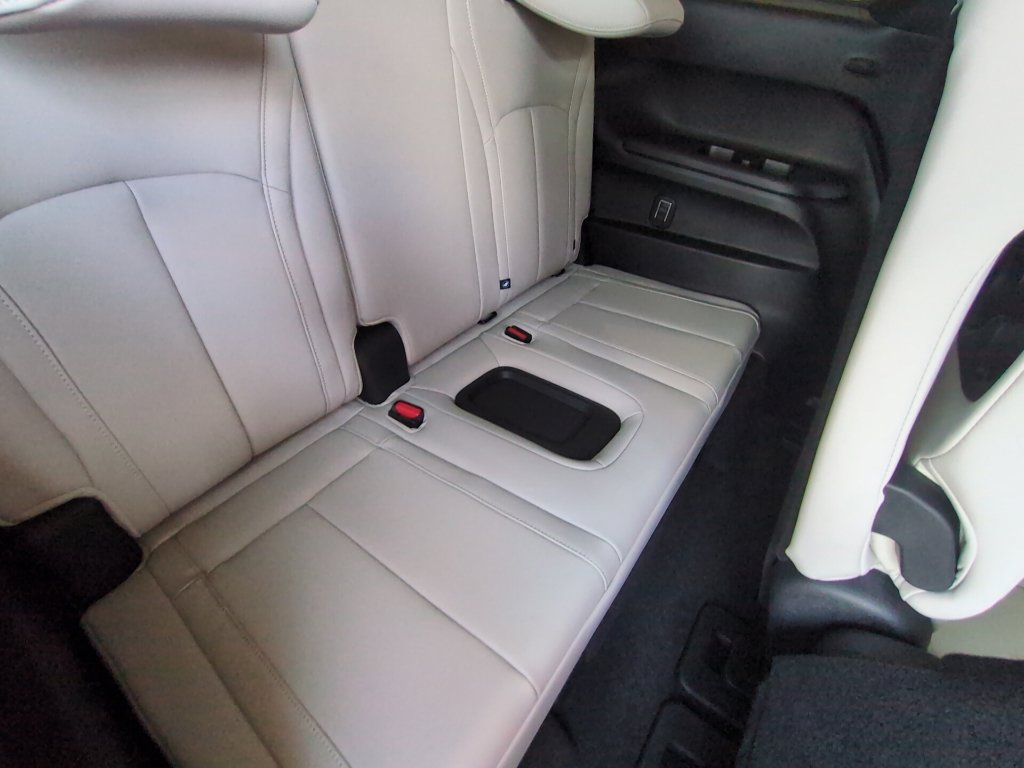Certified 2027 INFINITI QX60 Luxe w/ Cargo Package FWD image 31