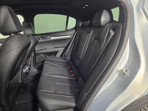 New 2026 Alfa Romeo Stelvio Sprint w/ Convenience Package AWD/4WD image 17