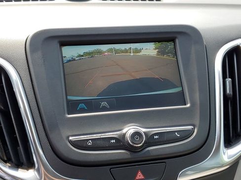 Used 2018 Chevrolet Equinox LT AWD/4WD image 15