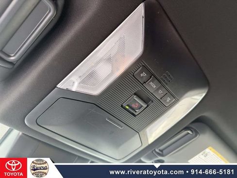 Used 2023 Toyota RAV4 SE w/ SE Grade Weather Package AWD/4WD image 27