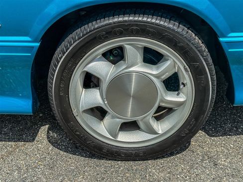 Used 1993 Ford Mustang Cobra RWD image 35