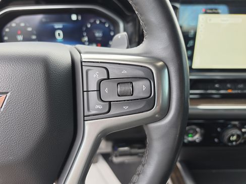 Used 2023 Chevrolet Silverado 1500 RST AWD/4WD image 34
