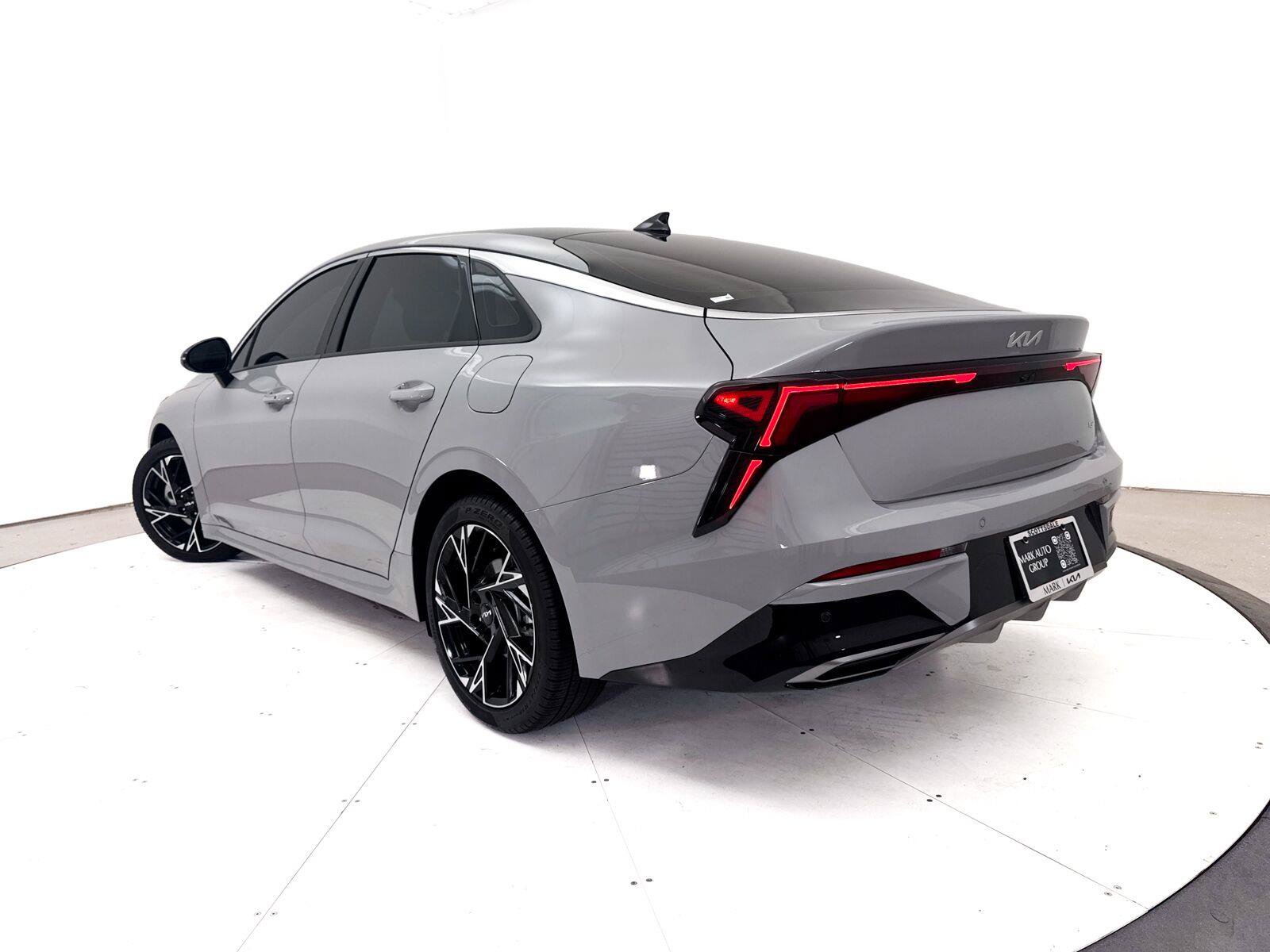 Used 2025 Kia K5 GT-Line w/ GT-Line Premium Package FWD image 2