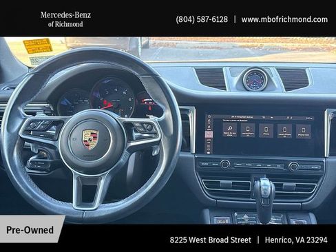 Used 2021 Porsche Macan image 17
