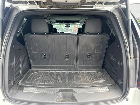 Used 2025 GMC Yukon AT4 w/ AT4 Premium Package AWD/4WD image 12
