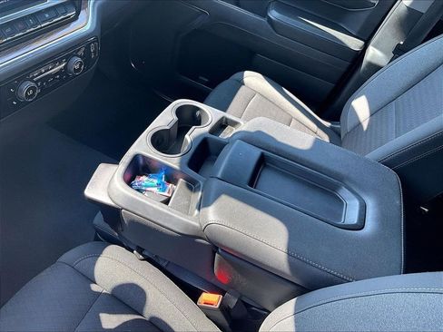 Used 2023 Chevrolet Silverado 1500 LT AWD/4WD image 20