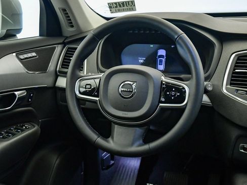 Certified 2025 Volvo XC90 B5 Core image 13