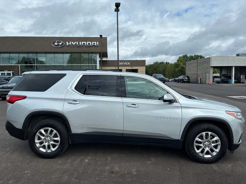 Used 2019 Chevrolet Traverse LT FWD image 6