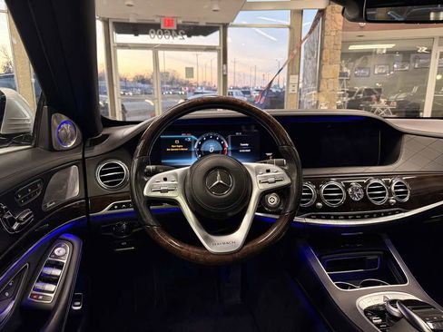 Used 2018 Mercedes-Benz Maybach S 560 4MATIC image 59
