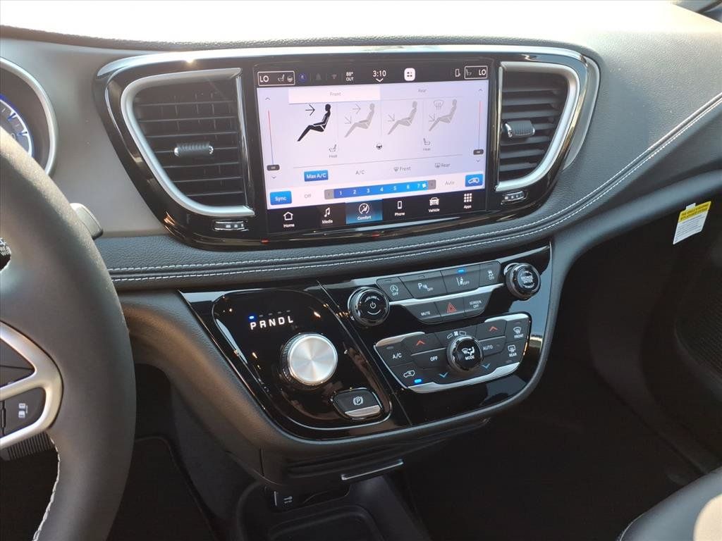 New 2027 Chrysler Pacifica Select FWD image 27