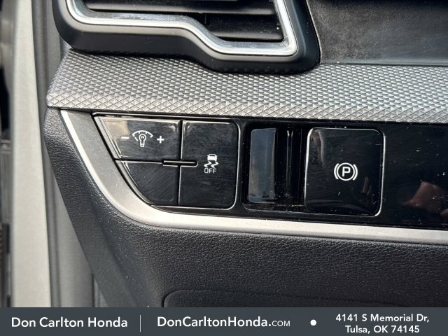 Used 2023 Kia Sportage LX FWD image 24