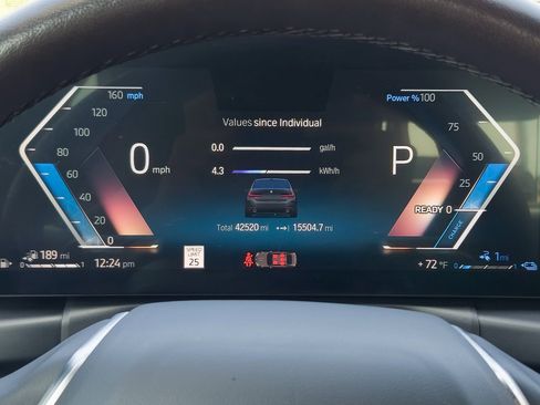 Used 2023 BMW 330e xDrive w/ Premium Package image 18