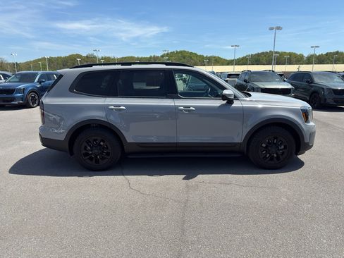 Used 2025 Kia Telluride SX Prestige X-Pro image 11