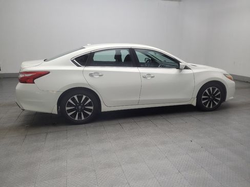 Used 2017 Nissan Altima 2.5 SV FWD image 10