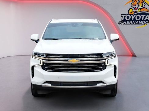 Used 2022 Chevrolet Tahoe LT w/ Luxury Package image 2