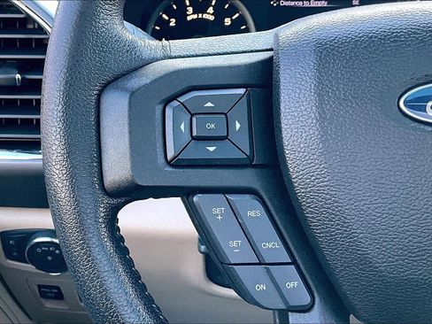 Used 2016 Ford F150 XLT w/ Equipment Group 302A Luxury image 24