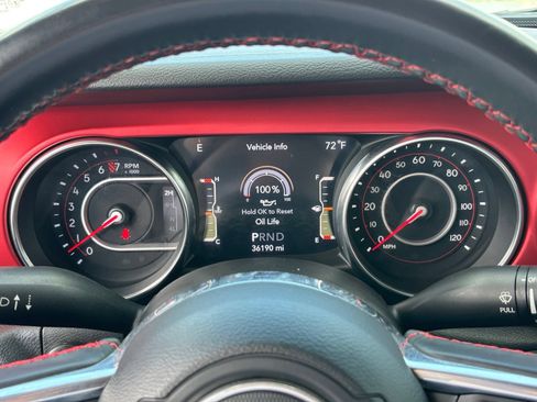 Used 2022 Jeep Wrangler Rubicon AWD/4WD image 20