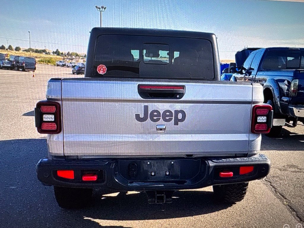 Used 2020 Jeep Gladiator Rubicon AWD/4WD image 4
