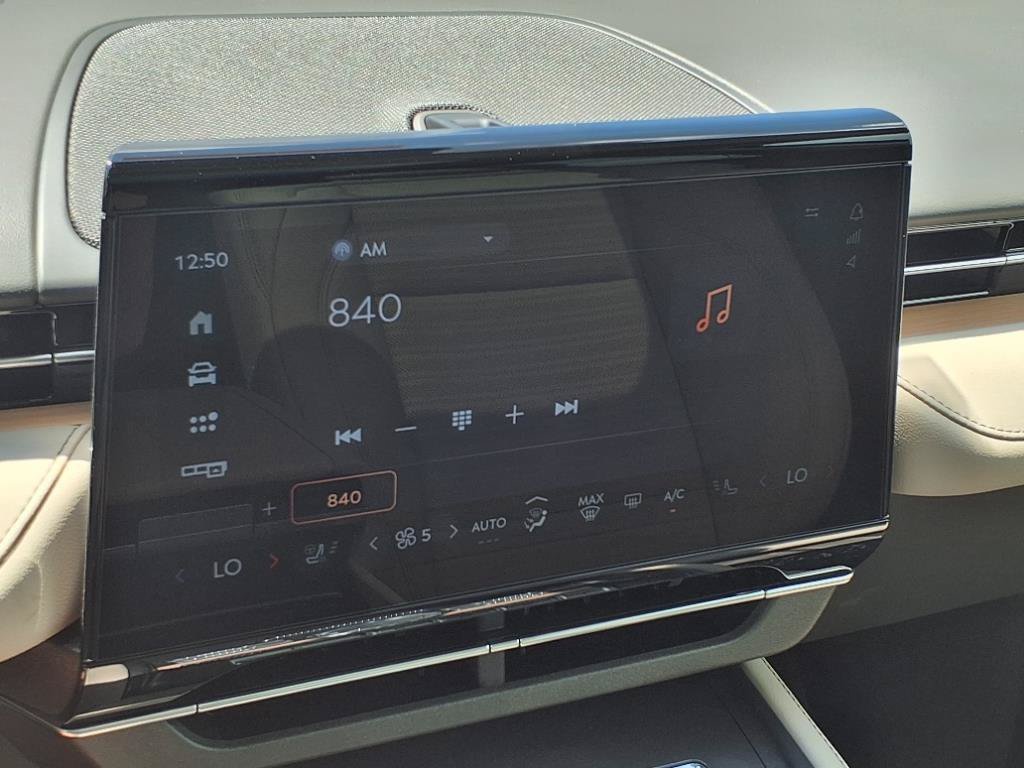 New 2025 Lincoln Nautilus Reserve w/ Jet Appearance Package AWD/4WD image 24