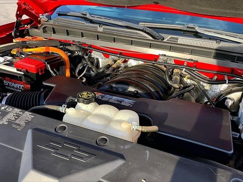 Used 2018 Chevrolet Silverado 1500 LT w/ LT Eassist Package image 35