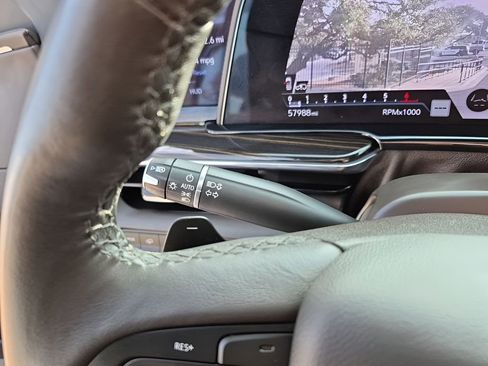 Certified 2024 Cadillac Escalade Sport w/ Touring Package image 37