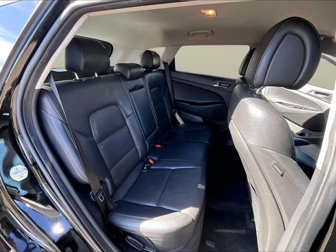 Used 2016 Hyundai Tucson Limited image 25