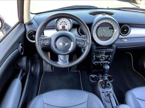 Used 2012 MINI Cooper Clubman FWD image 4