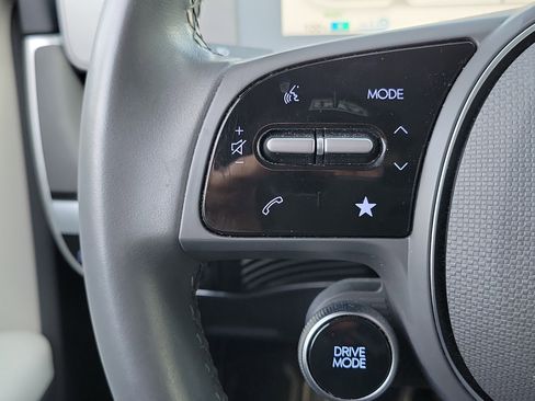 Certified 2024 Hyundai Ioniq 5 SE image 9