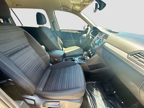 Certified 2023 Volkswagen Tiguan S FWD image 31
