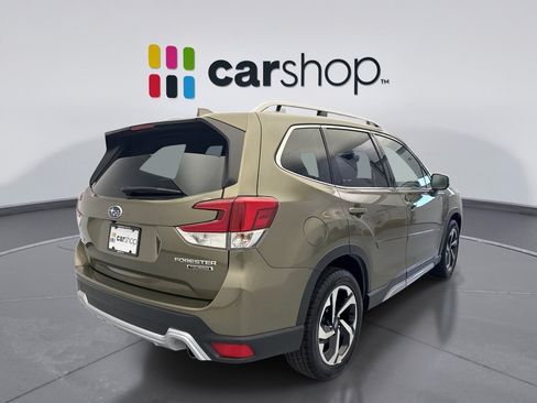 Used 2023 Subaru Forester Touring AWD/4WD image 5